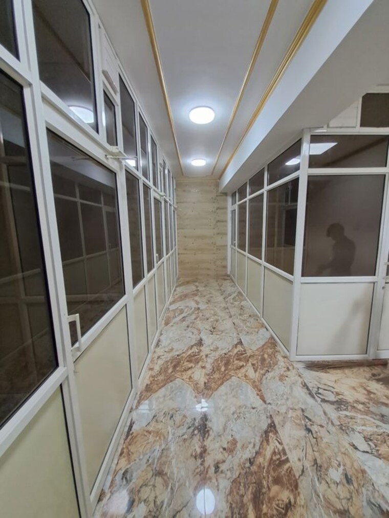 Balcony, navyug market Commercial Office Space 2500 Sq.Ft. In Navyug Market Ghaziabad 10268288