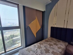 Room in 2 BHK Apartment at Raymond Ten X Habitat, Pokhran Road No Two – for Rent
