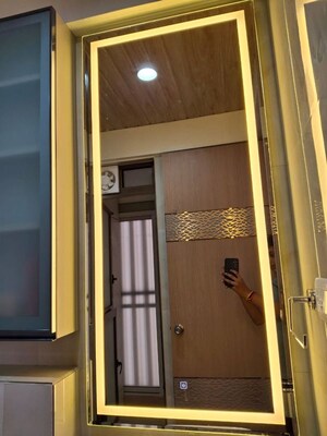 Furnished Amenities in 2 BHK Apartment at Raymond Ten X Habitat, Pokhran Road No Two – for Rent