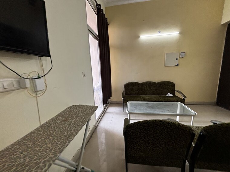 Team Area, assotech-windsor-court 3 Bedroom 1450 Sq.Ft. Apartment In Sector 78 Noida 10268287
