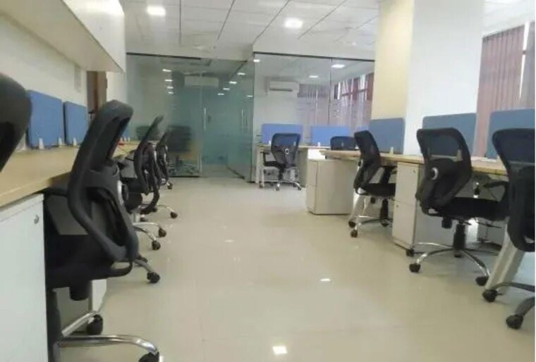 Team Area, hubtown-solaris Commercial Office Space 700 Sq.Ft. In Andheri East Mumbai 10268324