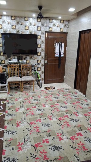 Room in 1 BHK Apartment at Shree Villa CHS, Andheri West – for Sale