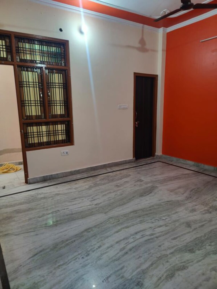 Room, gomti nagar 2 Bedroom 1200 Sq.Ft. Independent House In Gomti Nagar Lucknow 10268415