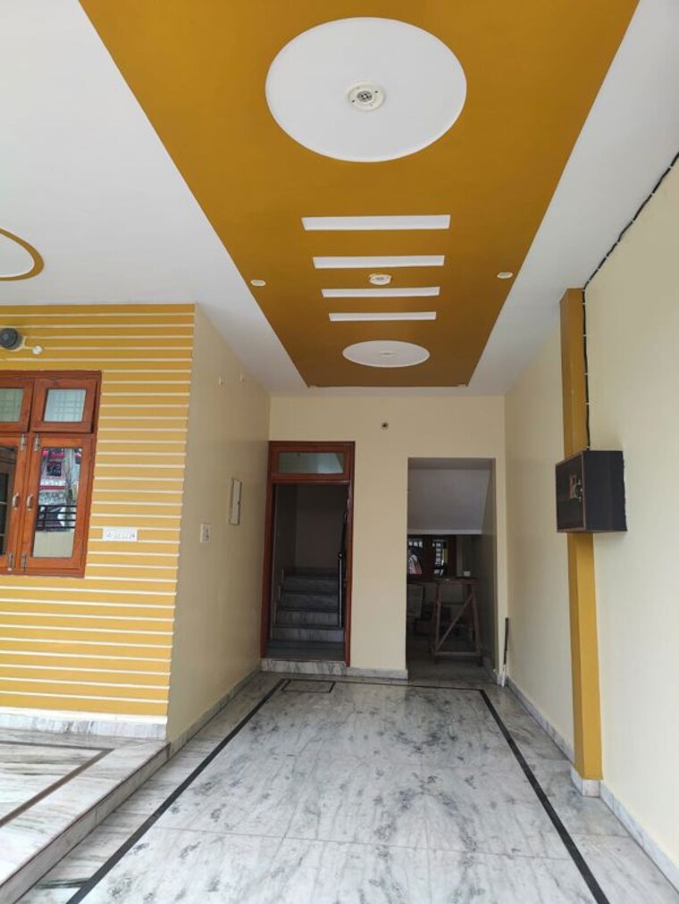 Exterior View, gomti nagar 2 Bedroom 1200 Sq.Ft. Independent House In Gomti Nagar Lucknow 10268415