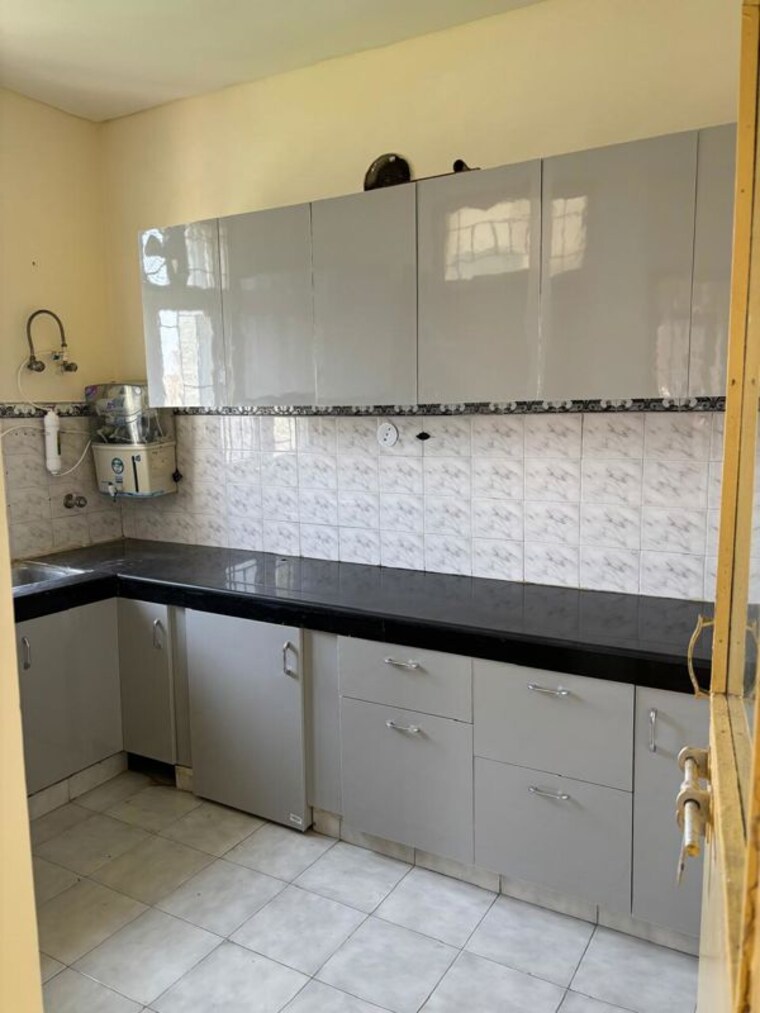 Kitchen, sector 45 3 Bedroom 1650 Sq.Ft. Apartment In Sector 45 Gurgaon 10268420