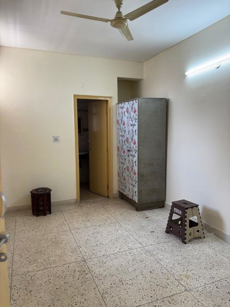 Living Room, sector 45 3 Bedroom 1650 Sq.Ft. Apartment In Sector 45 Gurgaon 10268420