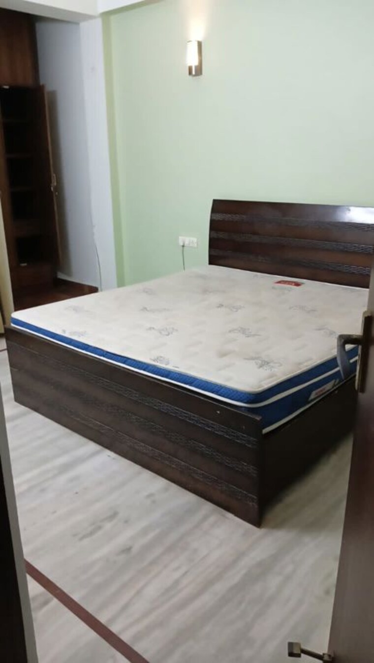 Bedroom, sector 14 2 Bedroom 1246 Sq.Ft. Independent House In Sector 14 Gurgaon 10268419