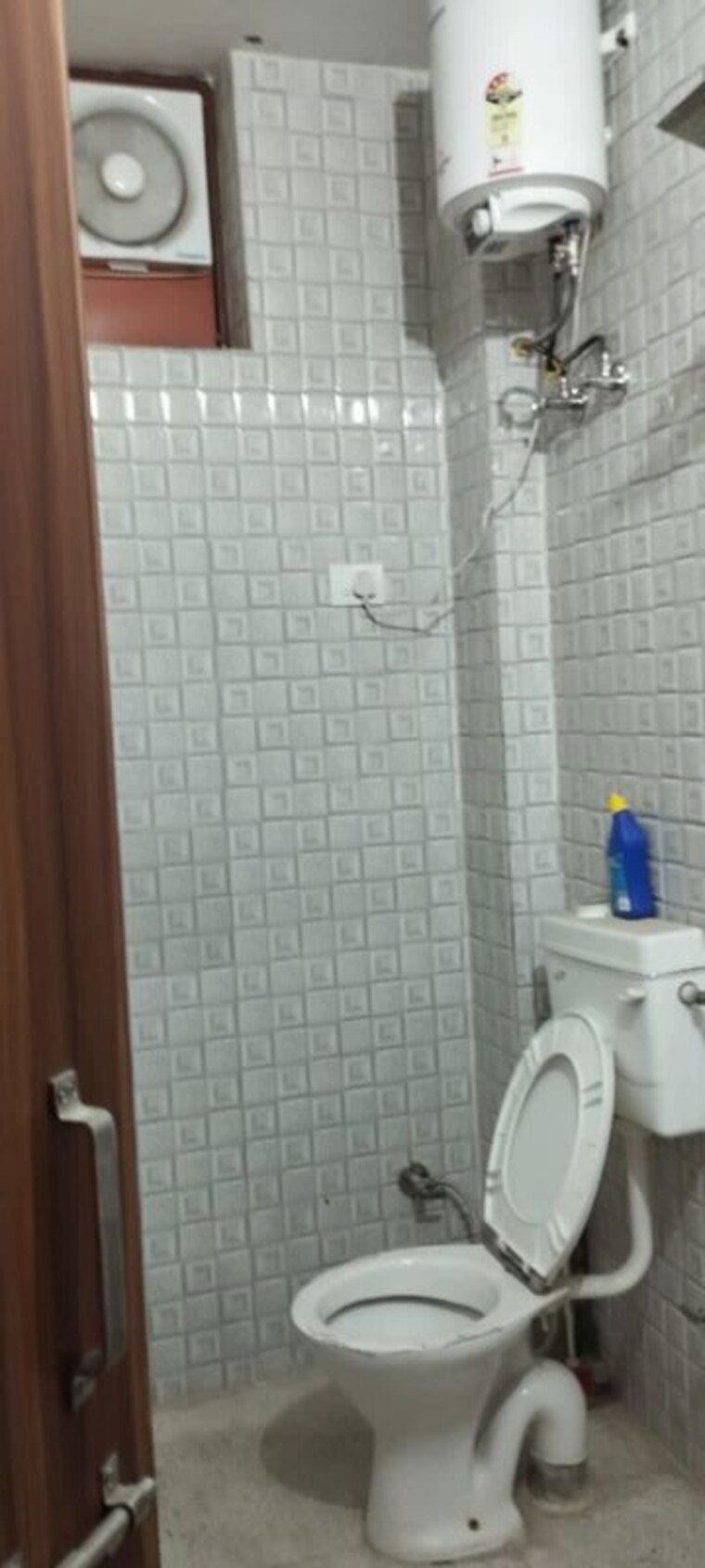 Bathroom, sector 14 2 Bedroom 1741 Sq.Ft. Independent House In Sector 14 Gurgaon 10268429