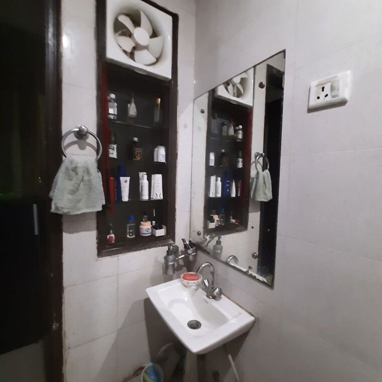 undefined, sector 14 2 Bedroom 1444 Sq.Ft. Independent House In Sector 14 Gurgaon 10268432