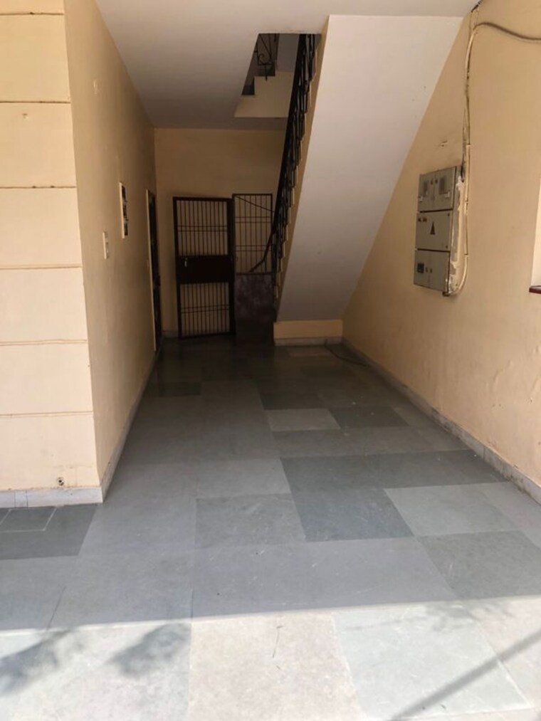 undefined, sector 14 2 Bedroom 1444 Sq.Ft. Independent House In Sector 14 Gurgaon 10268432