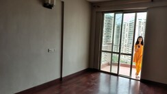 3 BHK + Pooja Room,Servant Room Apartment For Rent in Unitech The Close North