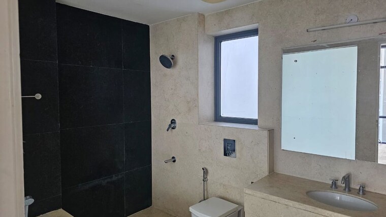 Bathroom, unitech-the-close-north 4 Bedroom 3034 Sq.Ft. Apartment In Sector 50 Gurgaon 10268443