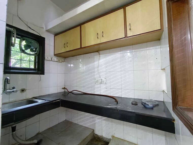 Kitchen, ip extension 2 Bedroom 950 Sq.Ft. Apartment In Ip Extension Delhi 10268450