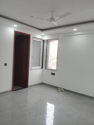 Room in 3 BHK Builder Floor at Nangal Dewat – for Rent