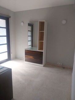 3 BHK + Pooja Room,Servant Room,Study Room Apartment For Rent in Unitech The Close North