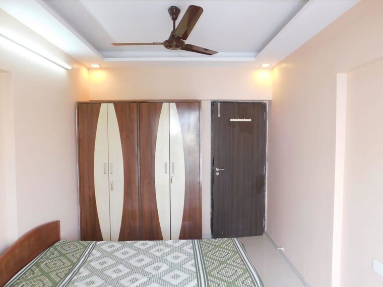 Bedroom, vile parle west 1 Bedroom 500 Sq.Ft. Apartment In Vile Parle West Mumbai 10268482