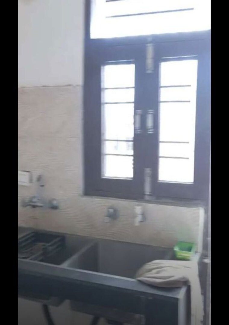 Room, sector 38 2 Bedroom 1000 Sq.Ft. Builder Floor In Sector 38 Chandigarh 10268536