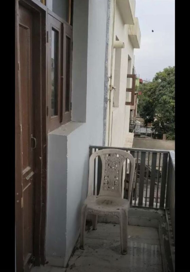 Balcony, sector 38 2 Bedroom 1000 Sq.Ft. Builder Floor In Sector 38 Chandigarh 10268536