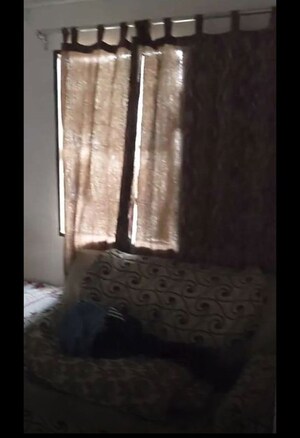 Bedroom in 2 BHK Builder Floor at Sector 38 – for Rent