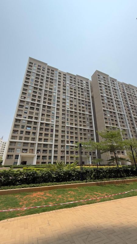 2 BHK + Basement Apartment For Rent in Sobha Dream Gardens