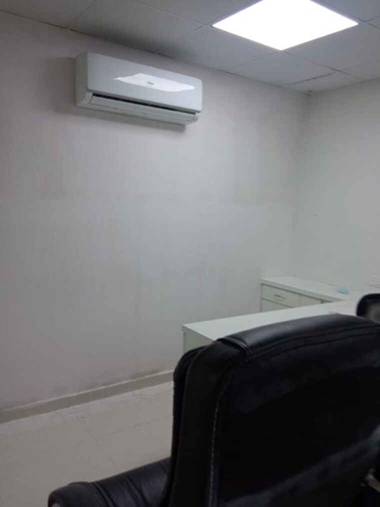 Bedroom, real-tech-park Commercial Office Space 2030 Sq.Ft. In Vashi Sector 30a Navi Mumbai 10268733