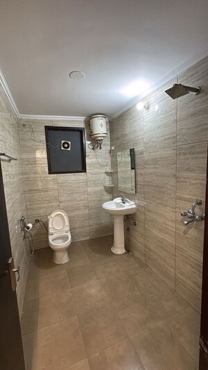 Bathroom in Studio Builder Floor at Sector 45 – for Rent