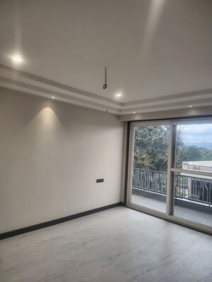 Room in 4 BHK Builder Floor at Panchkula Urban Estate – for Sale