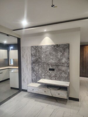 Room in 4 BHK Builder Floor at Panchkula Urban Estate – for Sale