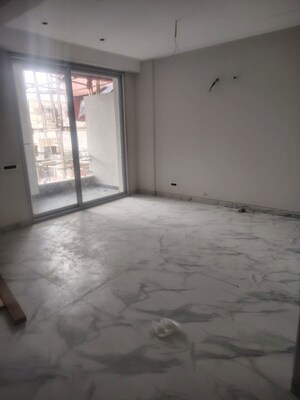 Room in 4 BHK Builder Floor at Panchkula Urban Estate – for Sale