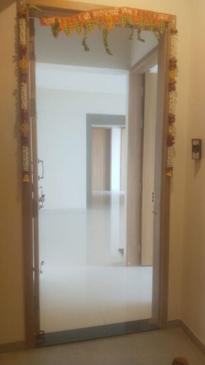 Room in 2 BHK Apartment at Austin Arena, Tathawade – for Rent