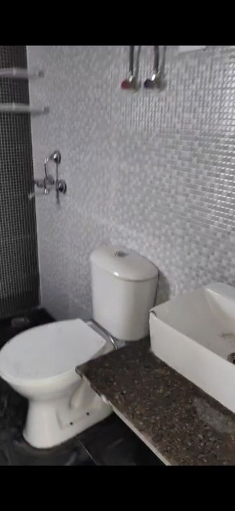 Bathroom, rg-luxury-homes 3 Bedroom 1661 Sq.Ft. Apartment In Sector 16b Greater Noida Greater Noida 10268894