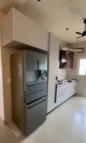 Room in 3 BHK Apartment at Tashee Capital Gateway, Sector 111 – for Rent