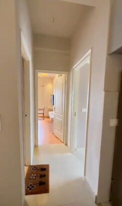 3 BHK + Servant Room Apartment For Rent in Tashee Capital Gateway