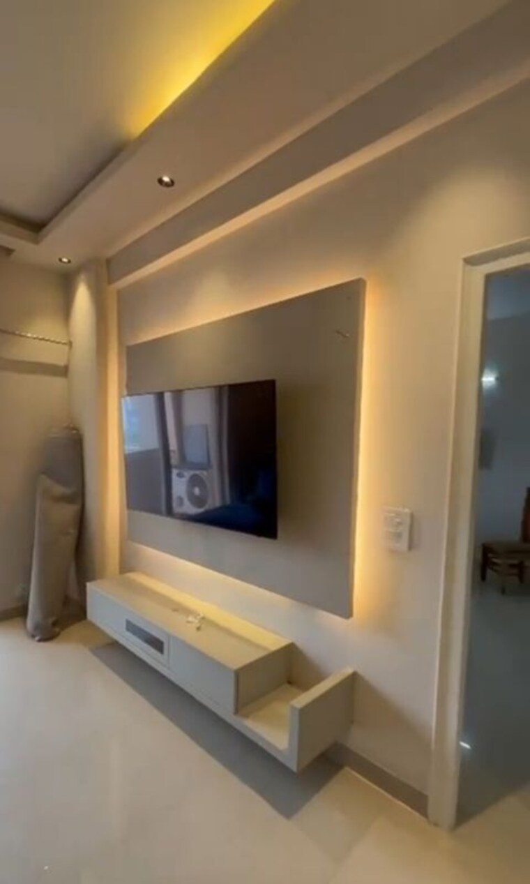 Living Room, tashee-capital-gateway 3 Bedroom 1695 Sq.Ft. Apartment In Sector 111 Gurgaon 10268927