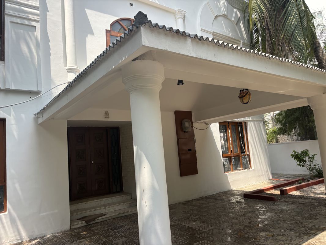 5 BHK + Servant Room 6500 Sq.Ft. Independent House in Kavuri Hills