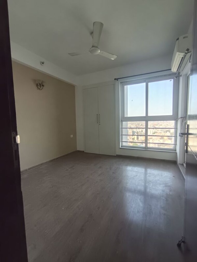 Room, aba-cleo-county 3 Bedroom 1620 Sq.Ft. Apartment In Sector 121 Noida 10268914