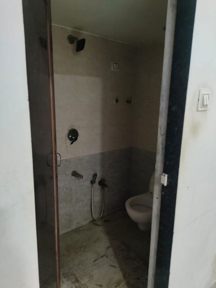 Bathroom, abhishek-ashtavinayak-complex 1 Bedroom 600 Sq.Ft. Apartment In Kasheli Thane 10268958
