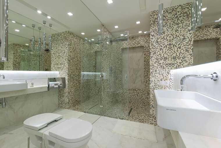 Bathroom, auro-the-pearl 4 Bedroom 5400 Sq.Ft. Apartment In Hi Tech City Hyderabad 10268973
