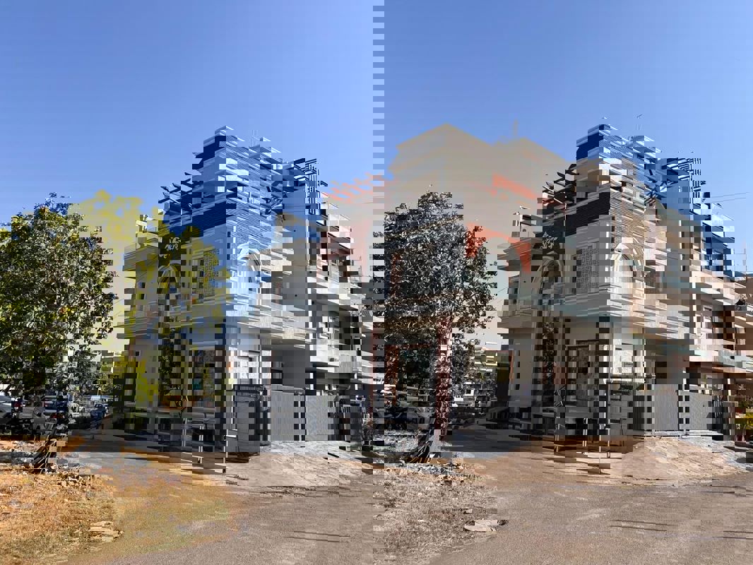 3 BHK + Store Room 200 Sq.Yd. Independent House in GMADA Eco City