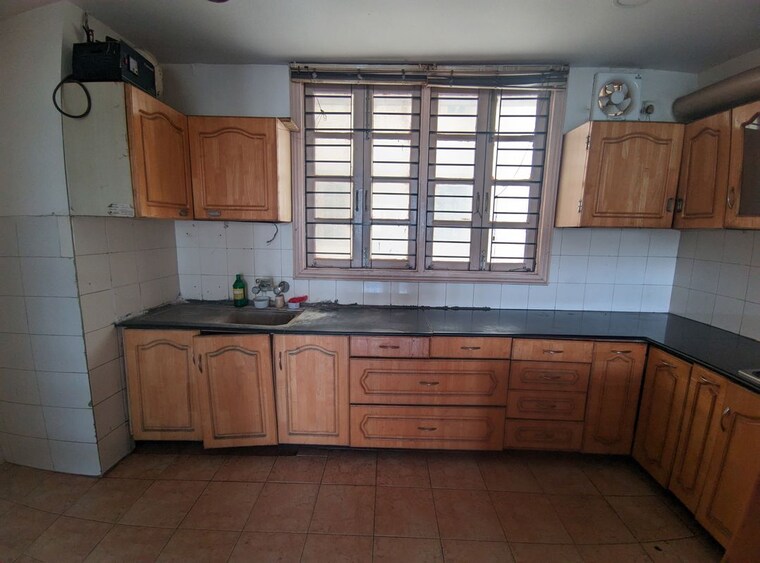 Kitchen, eros-woodbury-tower 3 Bedroom 1640 Sq.Ft. Apartment In Charmwood Village Faridabad 10269029