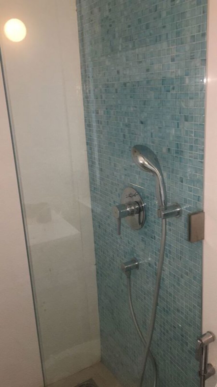 Bathroom, lodha-fiorenza 3 Bedroom 1800 Sq.Ft. Apartment In Goregaon East Mumbai 10269040