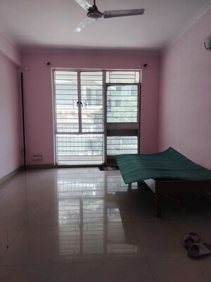 Room in 1 BHK Apartment at Vasant Kunj – for Rent