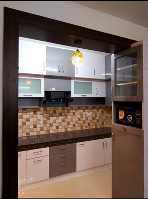 Kitchen in 2.5 BHK Apartment at Ajpa Society, Vasundhara Sector 11 – for Sale