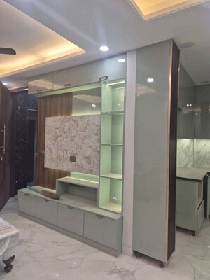 Bedroom in 2 BHK Apartment at Saket – for Rent