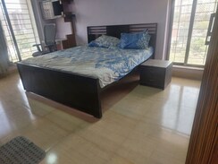 2 BHK + Pooja Room Apartment For Rent in Blue Diamond Khar