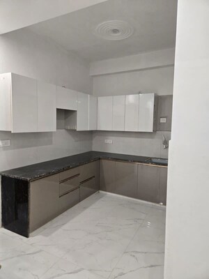 Kitchen in 2.5 BHK Builder Floor at Suman Enclave Tusyana, Tusyana – for Sale