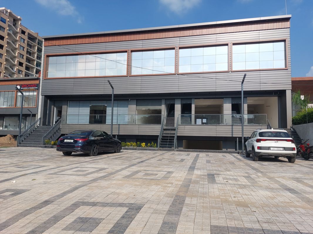 Showroom For Sale in Ambala Highway