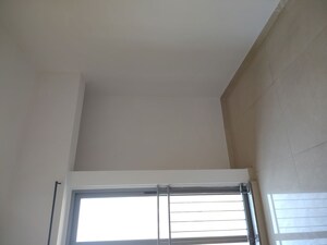 Furnished Amenities in 2 BHK Apartment at Kalpataru Sunrise Grande, Kolshet Road – for Rent