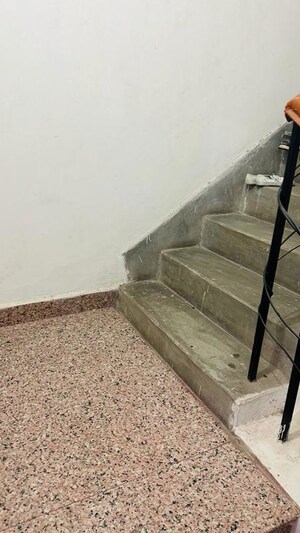 2 BHK Independent House – Exterior View View at Sharma Complex, Alambagh - for Rent