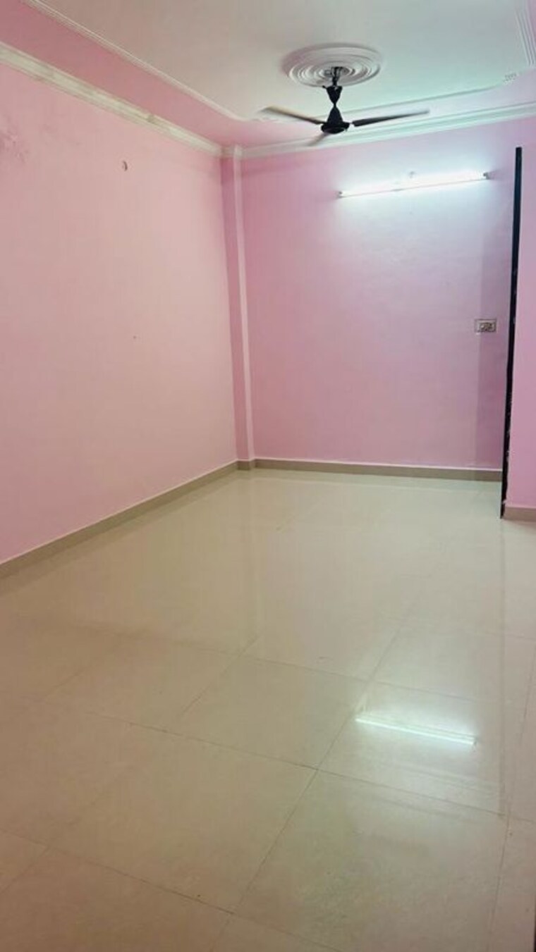 Room, sharma-complex 2 Bedroom 1200 Sq.Ft. Independent House In Alambagh Lucknow 10269369